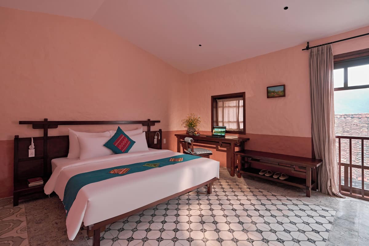 Habitación doble Deluxe, vista al jardín | Escritorio, espacio para trabajar con laptop y wifi gratis