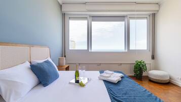 Apartment | Laptop workspace, free WiFi