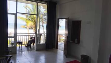 Fer et planche à repasser, Wi-Fi, draps fournis