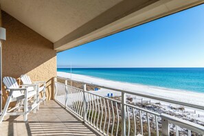 Property grounds - 2 story condo with Epic Gulf Views in Crystal Villas B13 (Destin)