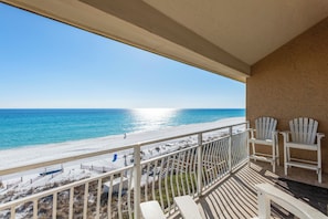 Property grounds - 2 story condo with Epic Gulf Views in Crystal Villas B13 (Destin)