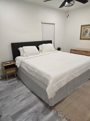 2 Schlafzimmer, Bügeleisen/Bügelbrett, WLAN, Bettwäsche