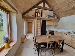 Dining - Stone house near the ocean (Tréogat)