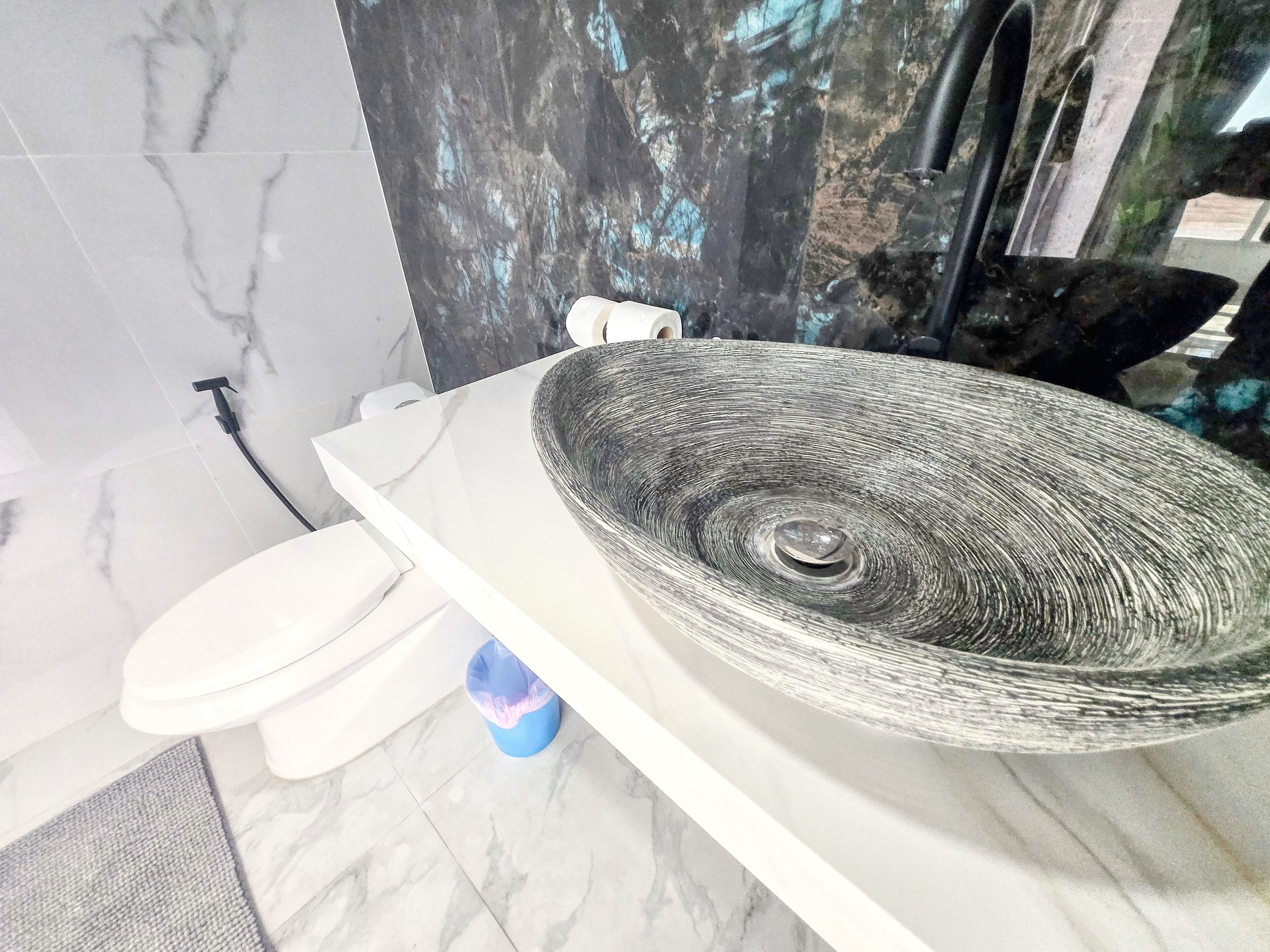 ห้องน้ำ