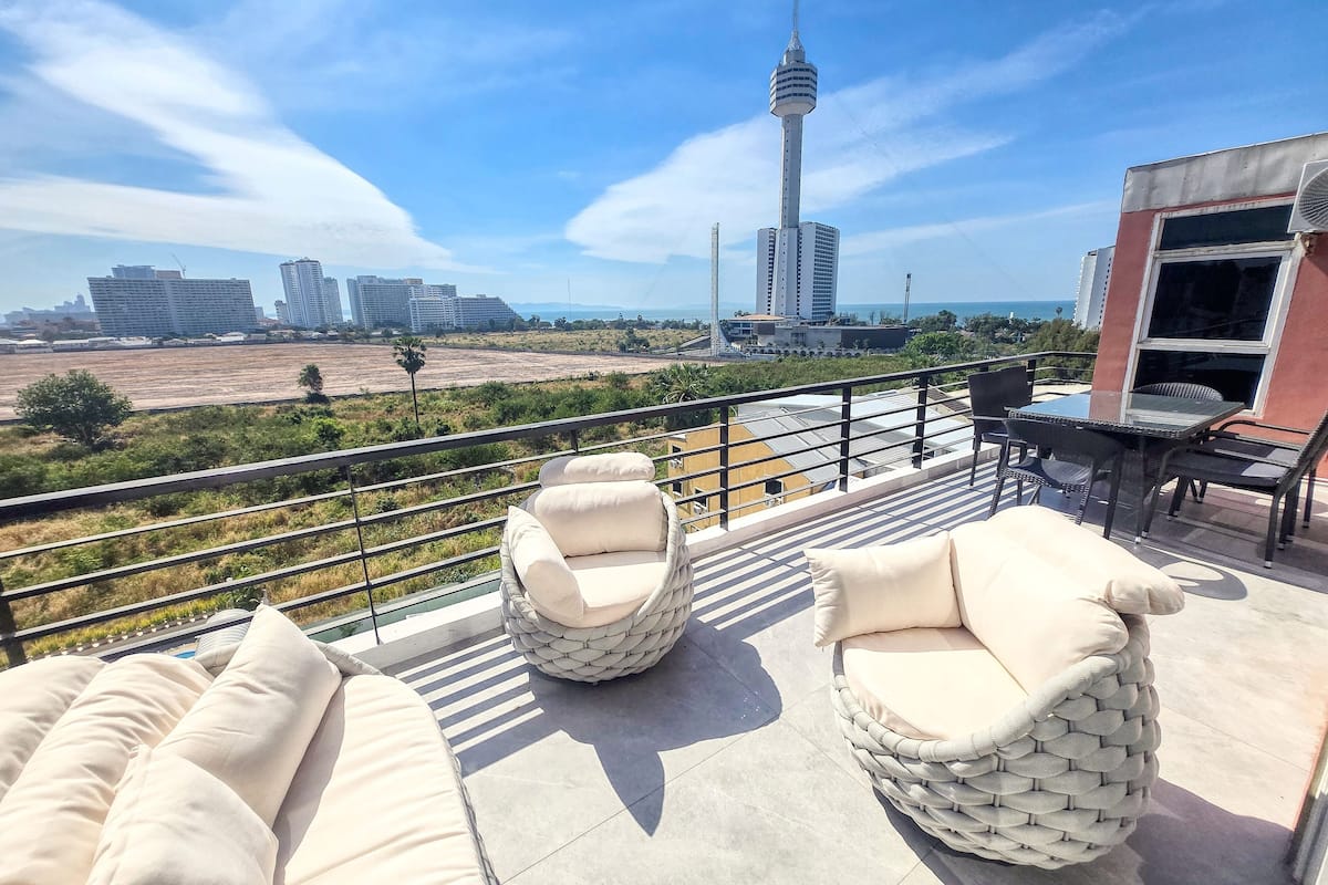 Exclusive Apartment, Balcony, Sea View | Terrace/patio