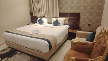 In-room safe, blackout curtains, soundproofing, iron/ironing board