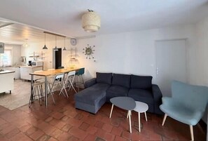 TV - House ideally located in La Rochelle (La Rochelle)