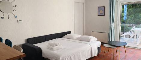 2 chambres, fer et planche à repasser, Wi-Fi