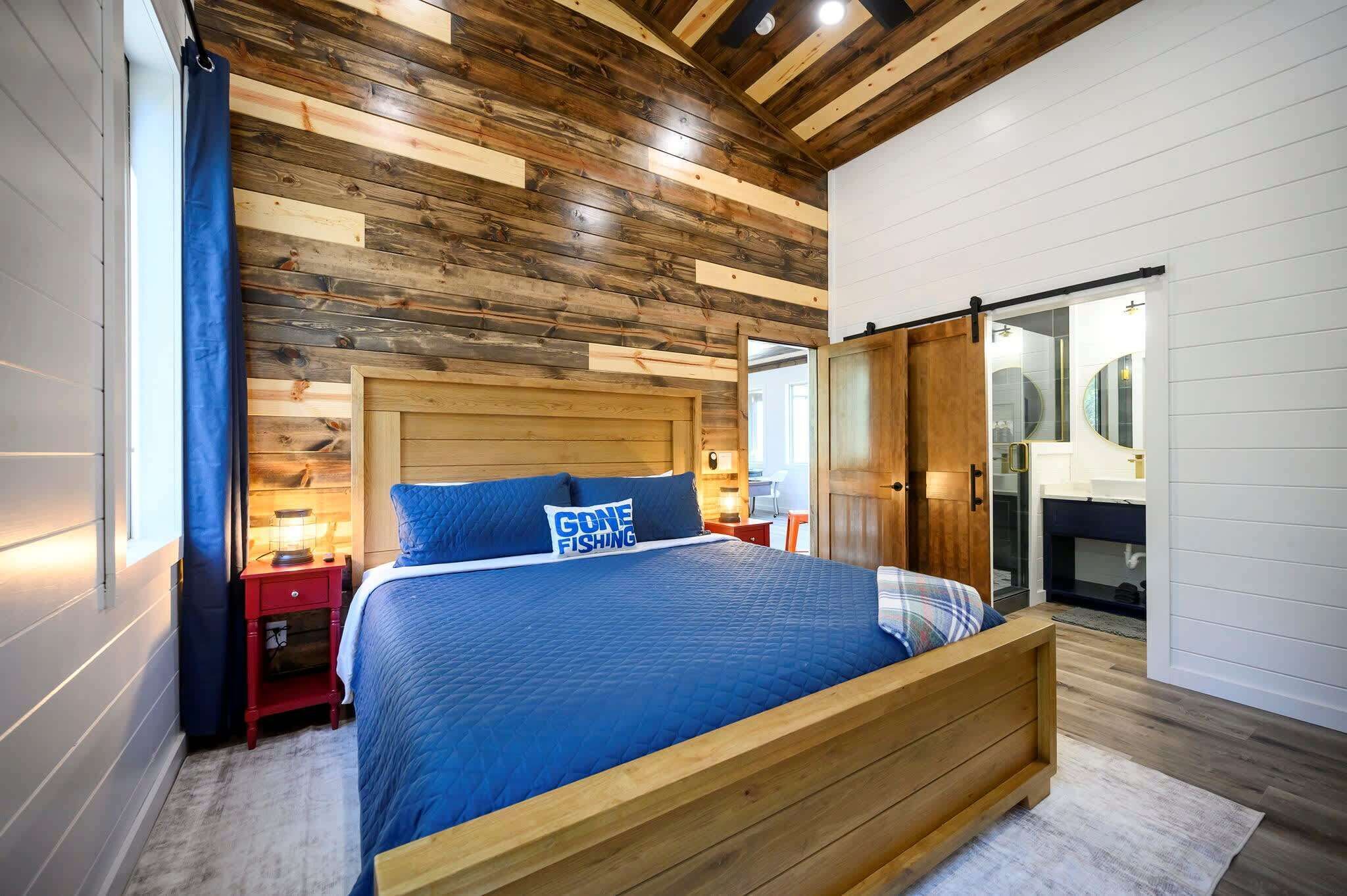 Cabin, Multiple Beds, Hot Tub (Chillax Inn The River)