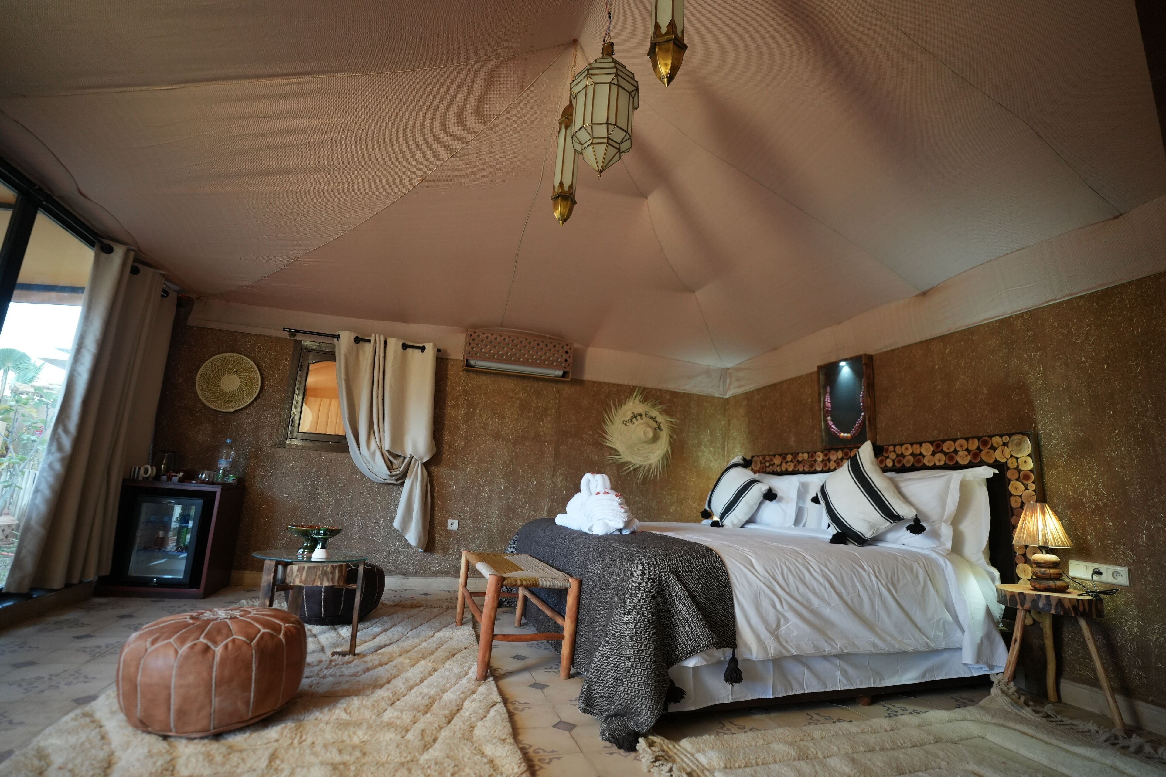 1 camera, una cassaforte in camera, Wi-Fi