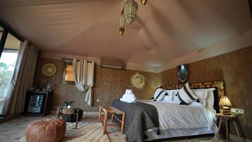 1 camera, una cassaforte in camera, Wi-Fi