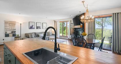 Obertal - Prime Slope-Side Condo at Stratton