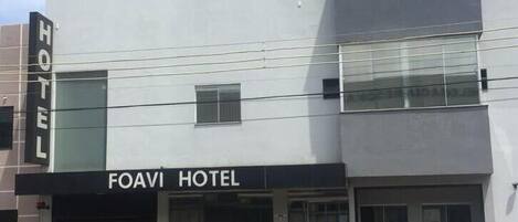 Mặt tiền nơi lưu trú