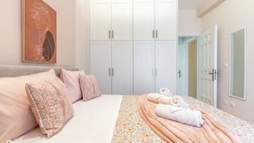 1 bedroom, desk, iron/ironing board, free WiFi