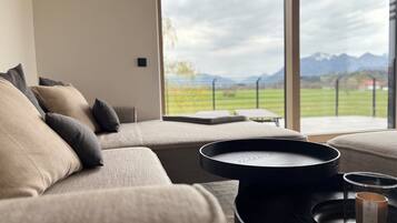 Smart-TV, Bücher, Musikbibliothek