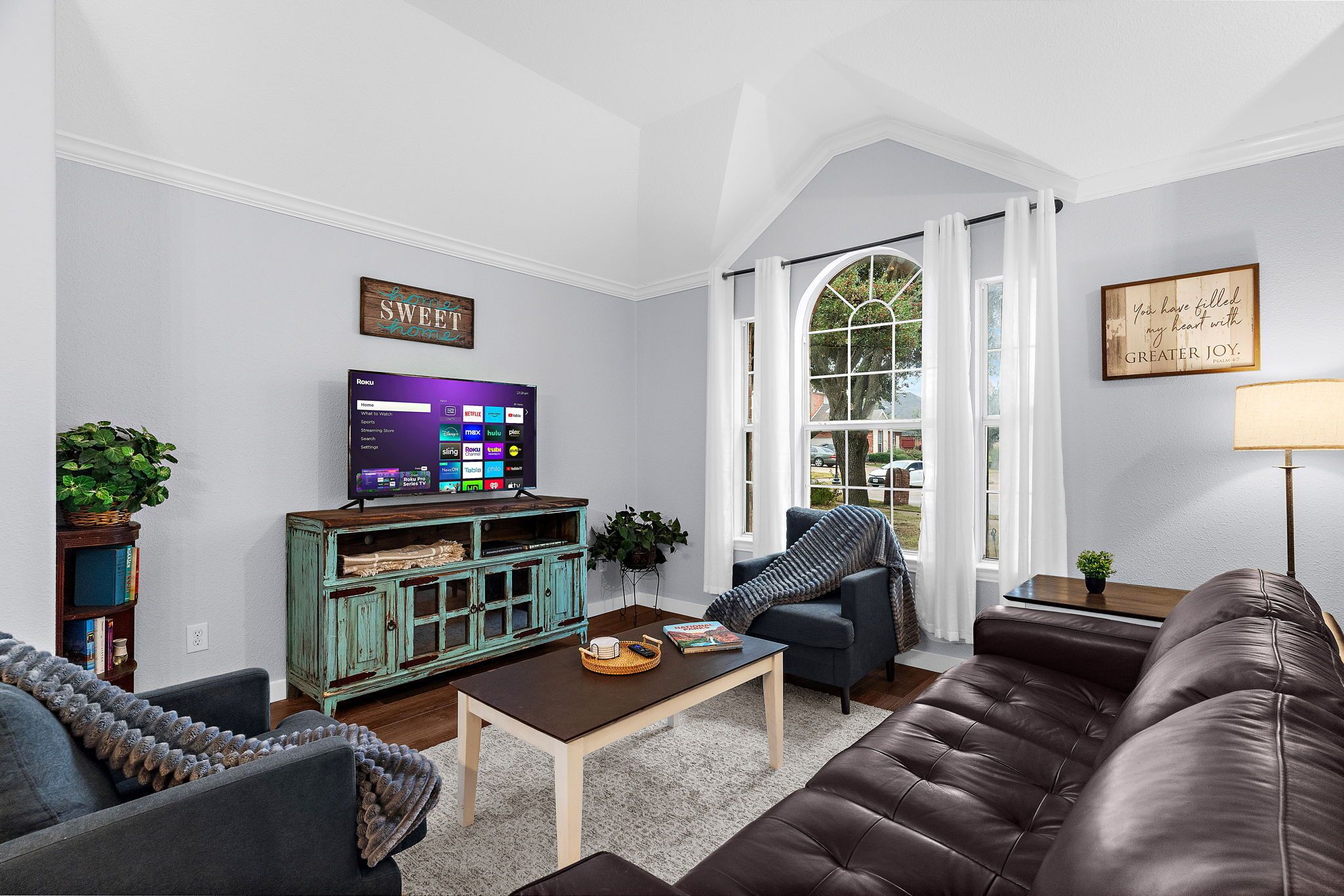 Smart TV, books