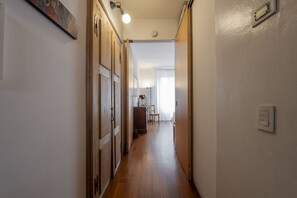 Interior - Paolo Sarpi, 36 - Milan Inside (Milan)