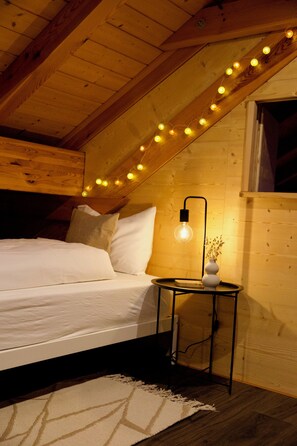 4 Schlafzimmer, Reisekinderbett, kostenloses WLAN, Bettwäsche