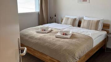 4 Schlafzimmer, Reisekinderbett, kostenloses WLAN, Bettwäsche