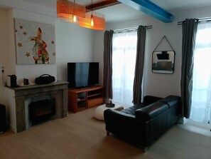 TV, fireplace - La halte chaurienne (Castelnaudary)