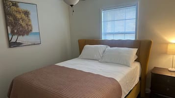 3 bedrooms, WiFi, bed sheets