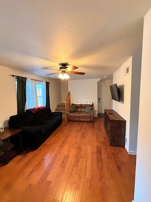 Smart TV - Cozy Glen Rock Cabin - Fully Stocked Coffee Bar! (Glen Rock)