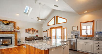 New! Modern Lakeview Ski Retreat - Walk to Wisp!