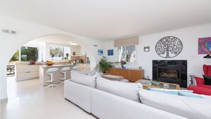Living area - Los Arcos - Four Bedroom Villa, Sleeps 8 (Nerja)