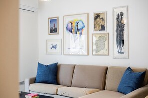 Flat-screen TV - Superlative 2BR in St. Paul's Bay (Saint Paul's Bay)