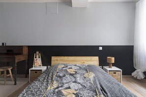 Bügeleisen/Bügelbrett, WLAN, Bettwäsche