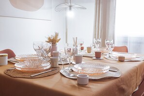 Unclassified image, 4 of 24, button - Le Carmen apartment in the heart of Saint-Hippolyte, 3 bedrooms, up to 6 guests (Saint-Hippolyte)