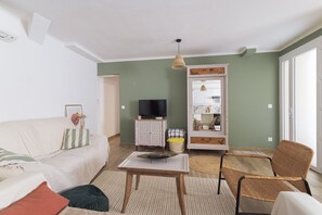 Unclassified image, 2 of 24, button - Le Carmen apartment in the heart of Saint-Hippolyte, 3 bedrooms, up to 6 guests (Saint-Hippolyte)