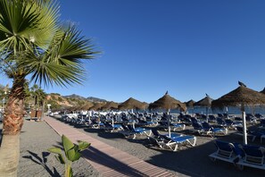Property grounds - Corinto Apartment, 100m from Burriana Beach (Nerja)
