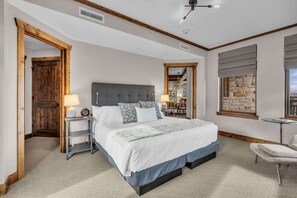 Kondominium, Beberapa Tempat Tidur, perapian, pemandangan gunung (Sunrise Gondola Lodge) | 3 kamar tidur dan didekorasi berbeda-beda