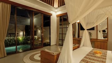 Honeymoon-Villa, eigener Pool | Minibar, Zimmersafe, Schreibtisch, laptopgeeigneter Arbeitsplatz