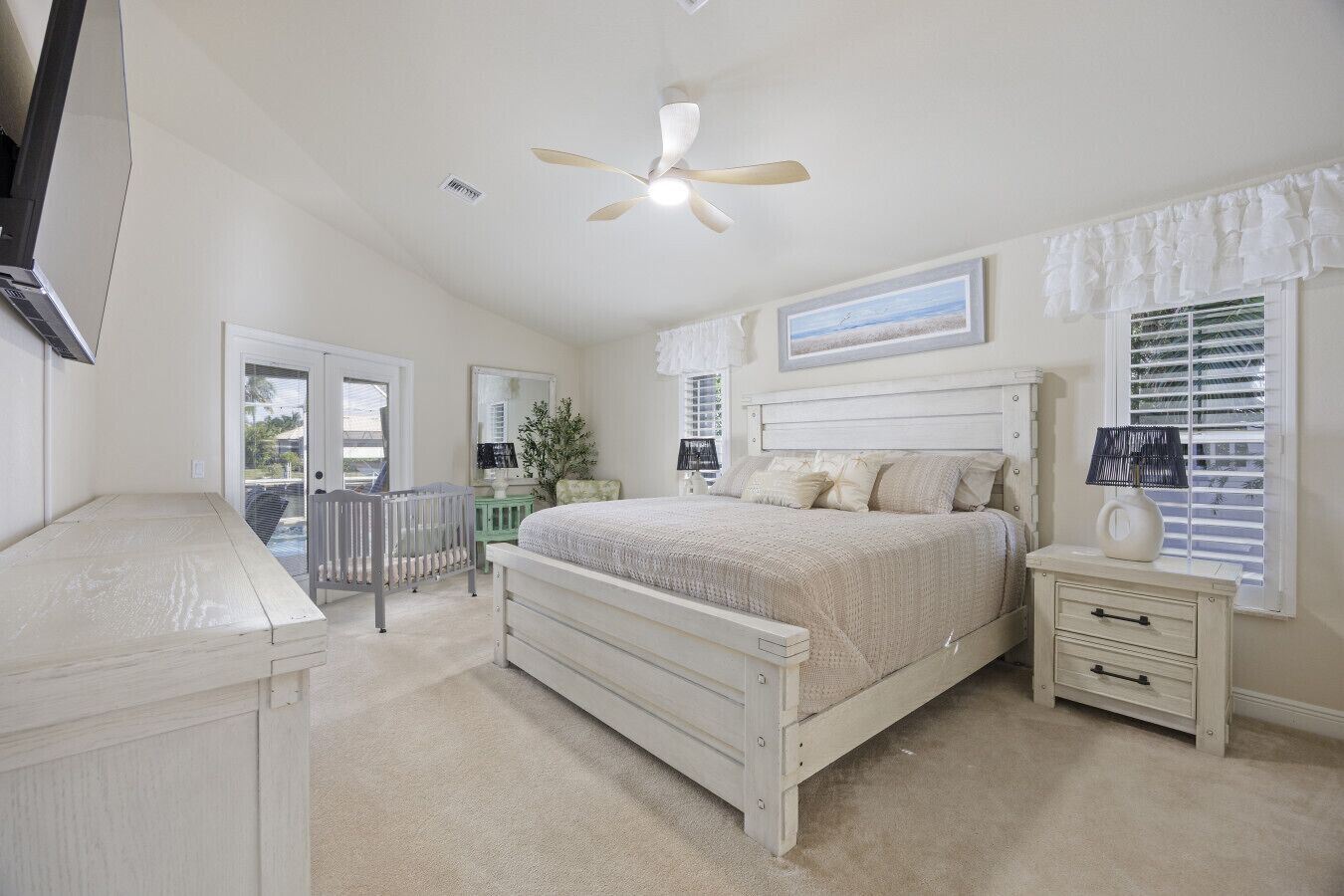 4 camere, ferro/asse da stiro, culla da viaggio, Wi-Fi gratuito