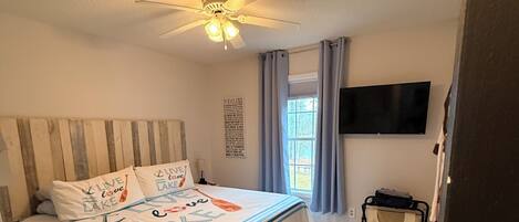 4 habitaciones, tabla de planchar con plancha y wifi gratis