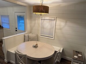 Dining - The Sunset Bungalow is a beautiful 3-bedroom, 2-bathroom home. LINENS INCLUDED! (Lower Township)