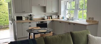 Cosy Cottage in Charming Village Close to Beach - Pass the Keys