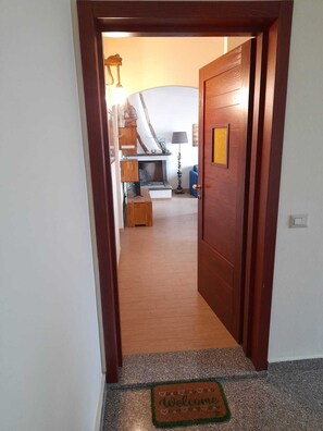 Interior - Cara a' mari (Castelsardo)
