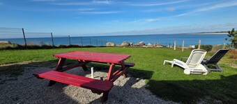 Unique location for this house facing the sea on Pointe de Trevignon