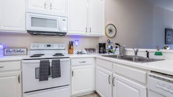 Microwave, oven, stovetop, dishwasher