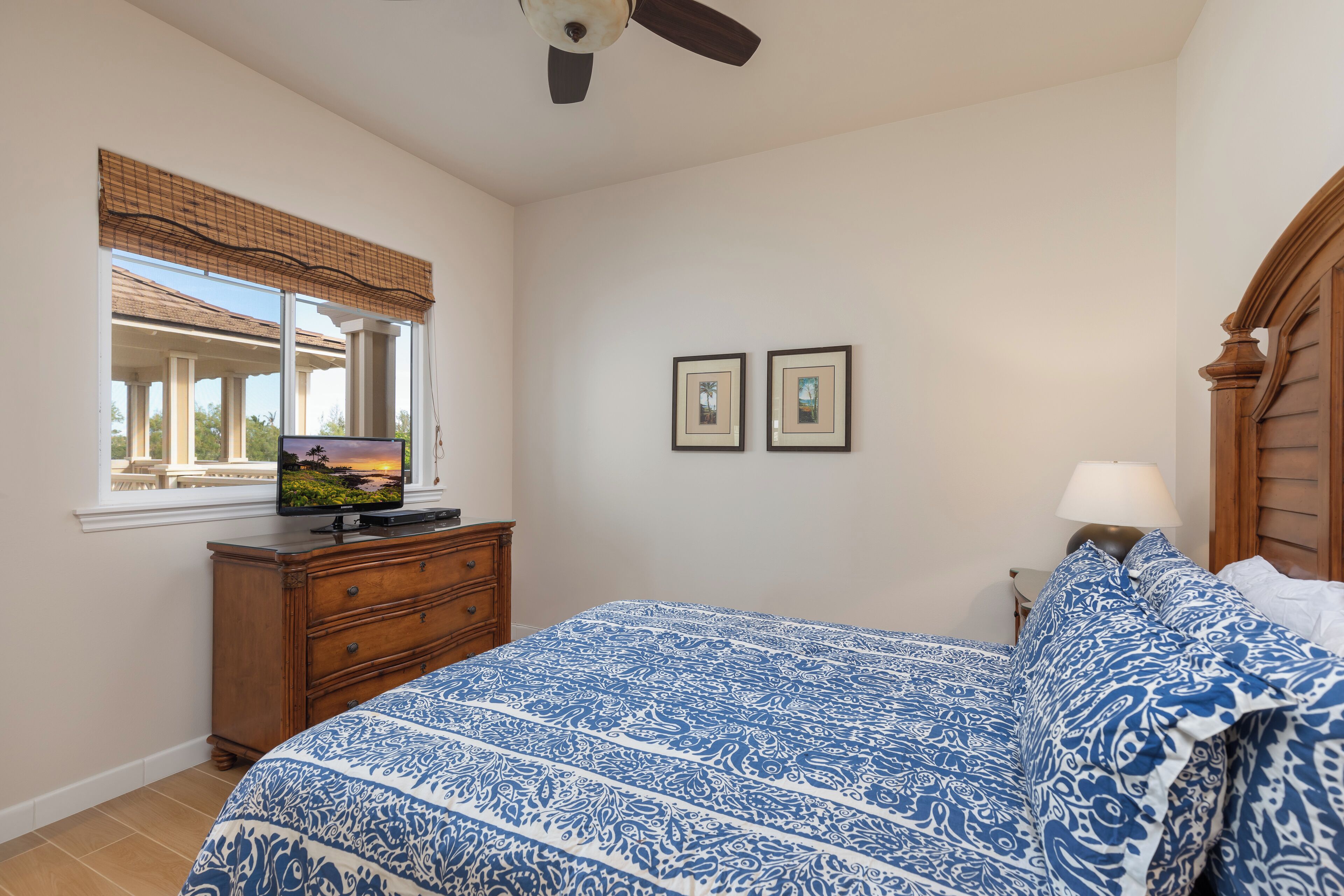 Internet, bed sheets