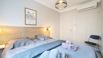 BĂŒgeleisen/BĂŒgelbrett, WLAN, BettwĂ€sche