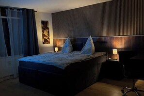 Iron/ironing board, WiFi, bed sheets - Apartamento no Murg - No coração de Gaggenau, com vista encantadora (Gaggenau)