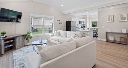 Charming Gastonia Escape 3BR 2BA • New Furnishings