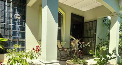 Beautiful bedroom shared house in charming León awaits you