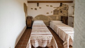 舒適雙人或雙床房, 私人浴室 | 免費無線上網