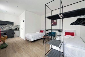 Studio, Kitchenette | Private kitchen - Villa Napoléon -  Au coeur d'Autun (Autun)