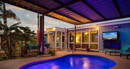 Heated Pool, Pets Friendly Beach Bungalow